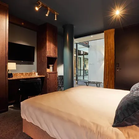 Heavens Hotel 4*