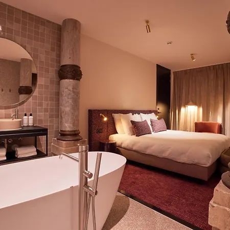 Heavens Hotel Hoorn (North Holland)