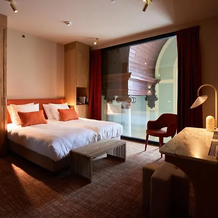Hotel Heavens 4*