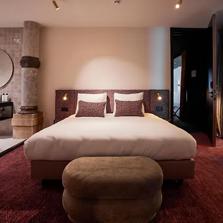 Hotel Heavens 4*