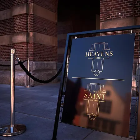 Hotel Heavens
