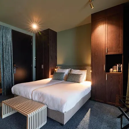 Heavens Hotel