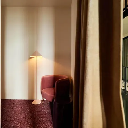 Hotel Heavens 4*
