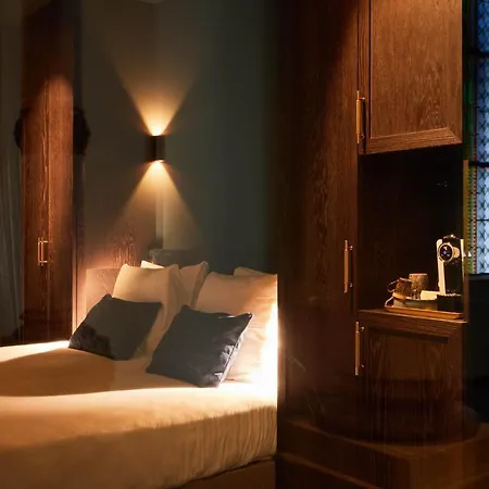 Hotel Heavens 4*