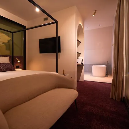 Hotel Heavens 4*